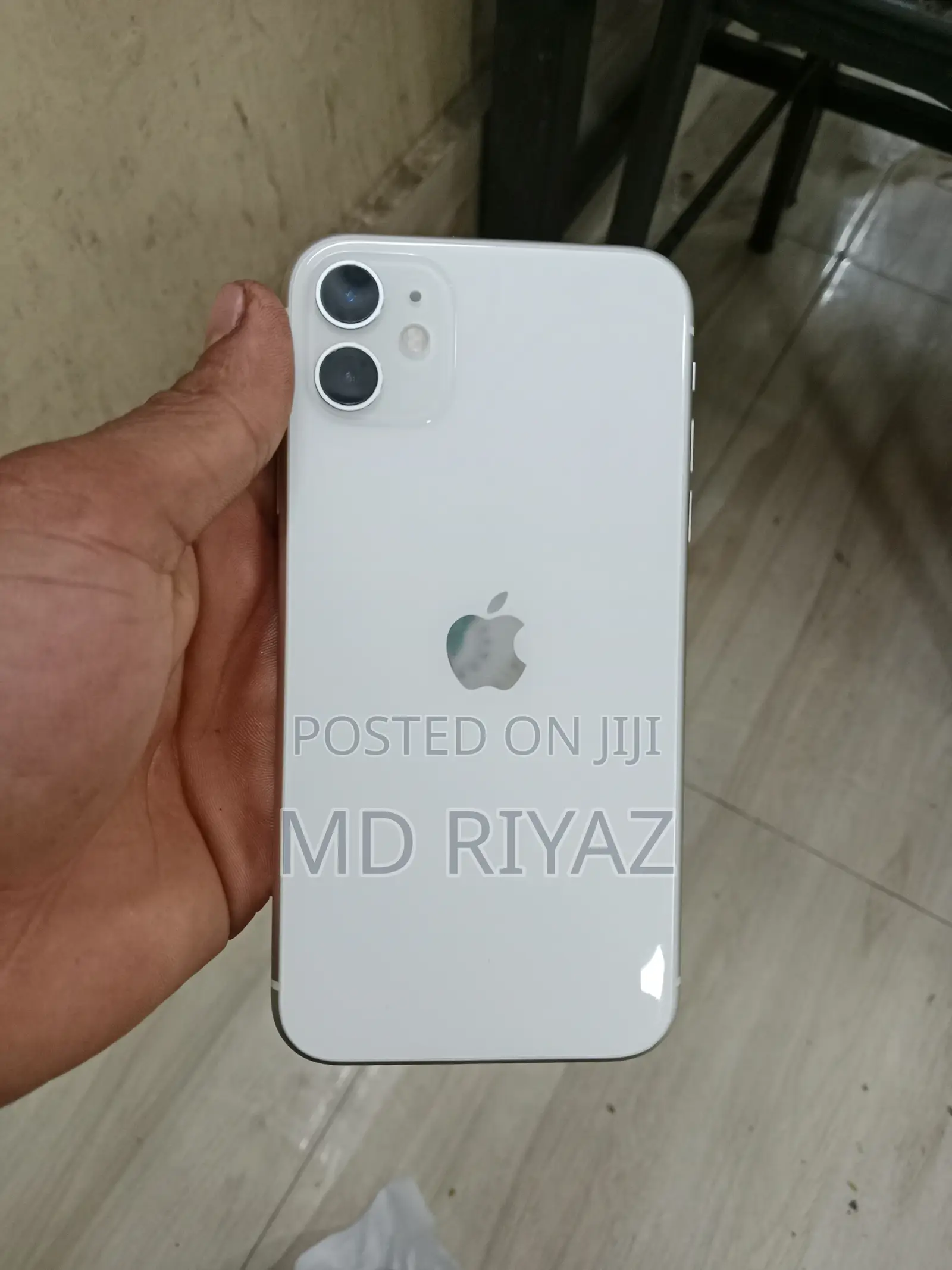 New Apple iPhone 11 128 GB White