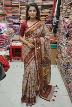 প্রিমিয়াম টাঙ্গাইল সিল্ক বুটিক শাড়ি r