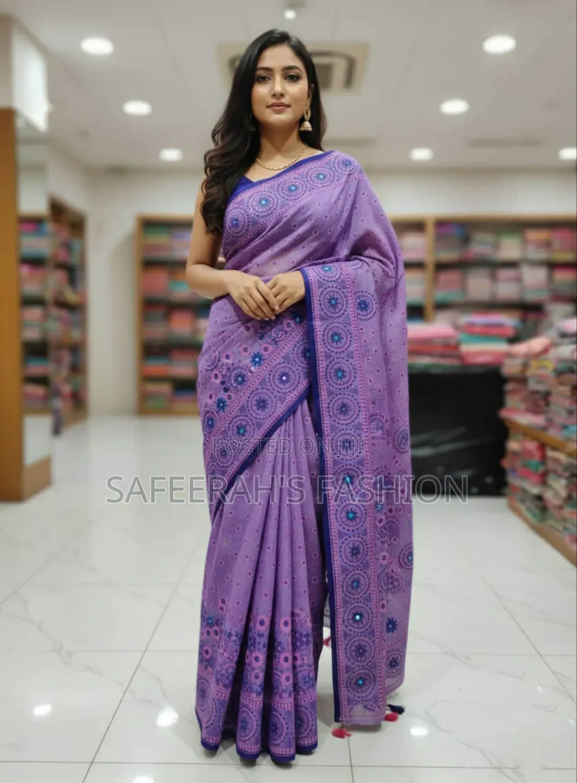 প্রিমিয়াম টাঙ্গাইল সিল্ক বুটিক শাড়ি r