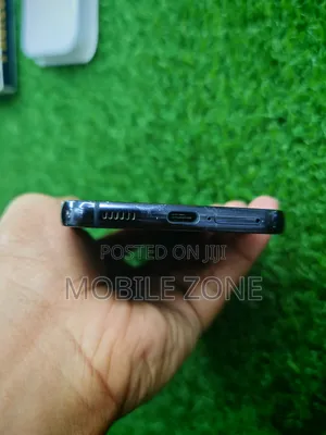 Samsung Galaxy S22 5G 256 GB Black