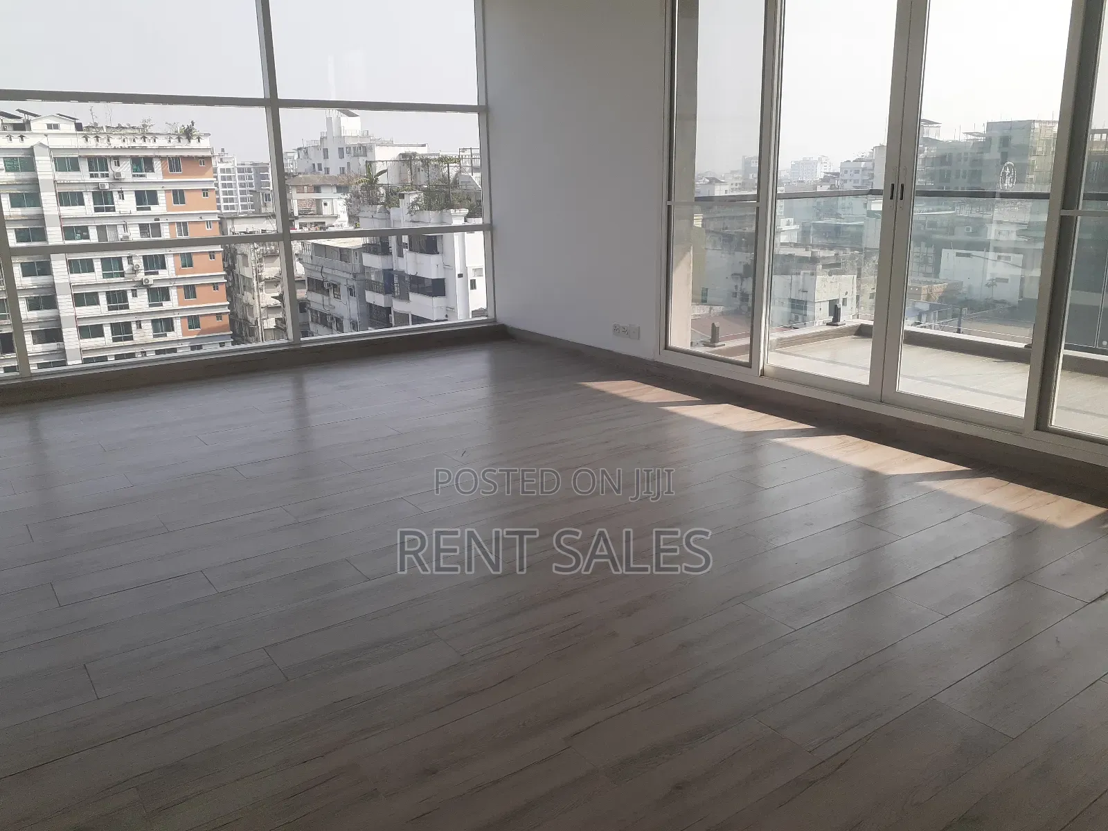 4bdrm Apartment in Gulshan for Rent