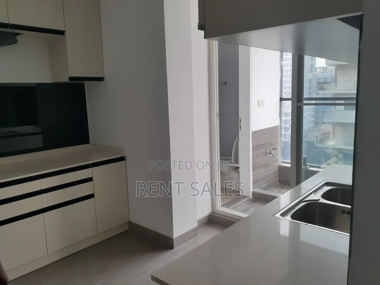 4bdrm Apartment in Gulshan for Rent