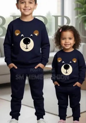 Photo - এলিগ্যান্ট স্টাইলিশ বেবি হুডি ও প্যান্ট সেট!