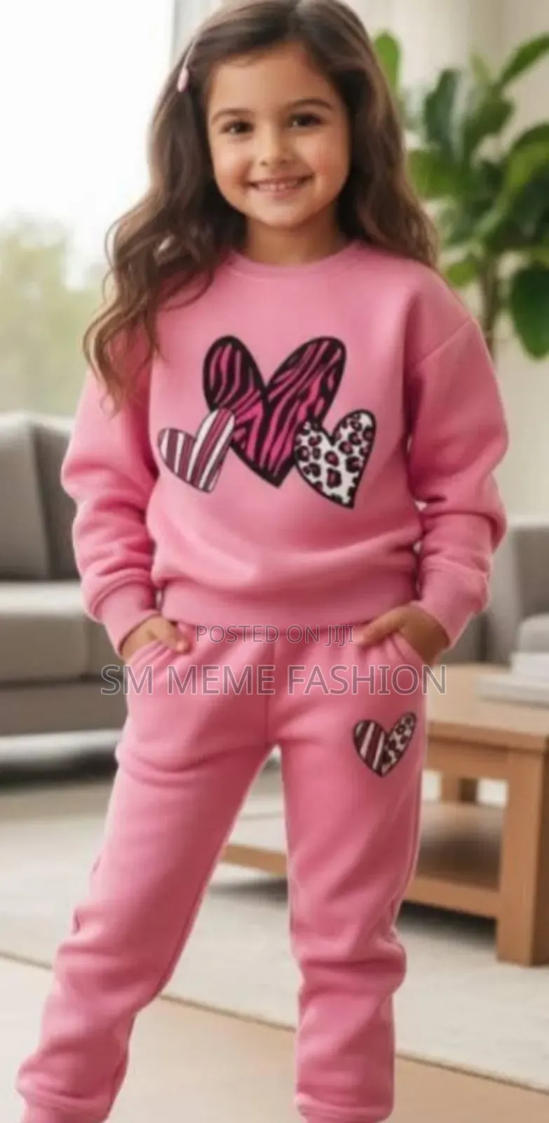 এলিগ্যান্ট স্টাইলিশ বেবি হুডি ও প্যান্ট সেট!