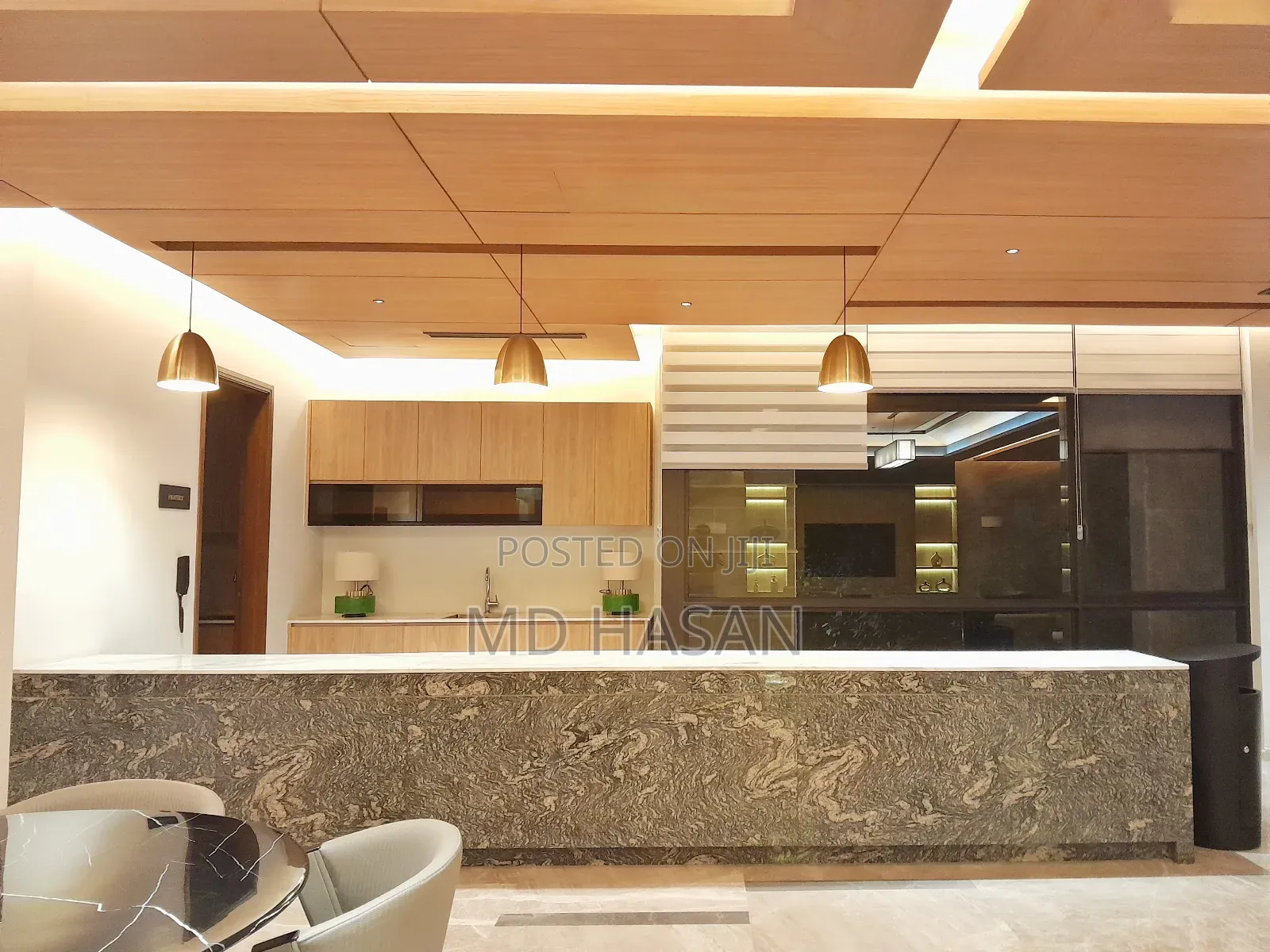 3bdrm Apartment in Semi Furbished Flat for Rent