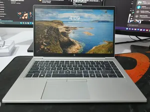 Photo - Laptop HP EliteBook 845 G8 16GB AMD Ryzen 7 SSD 256GB