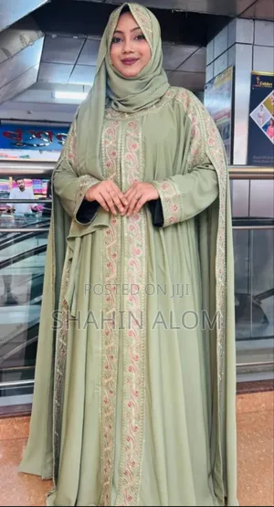 Photo - Dubai Luxury Abaya