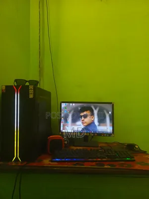 Photo - Desktop Computer Gigabyte GB-BACE-3000 8GB Intel Core I3 SSD 128GB