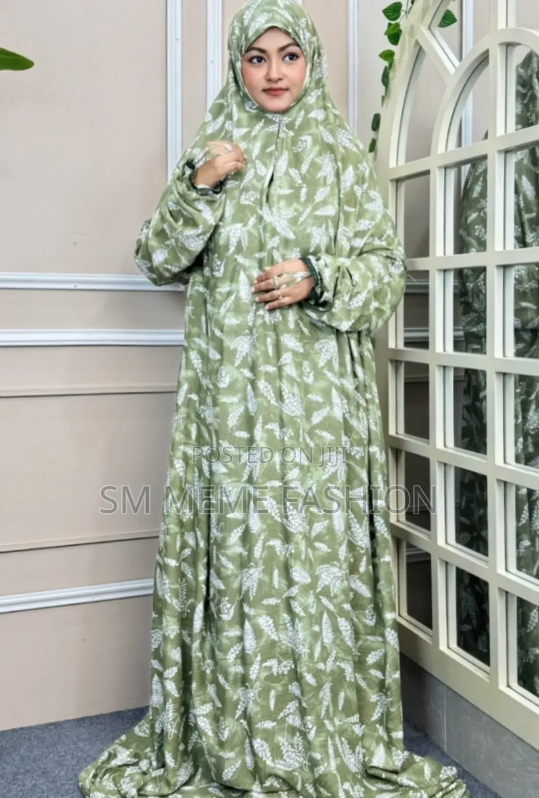 Salah Long Khimar