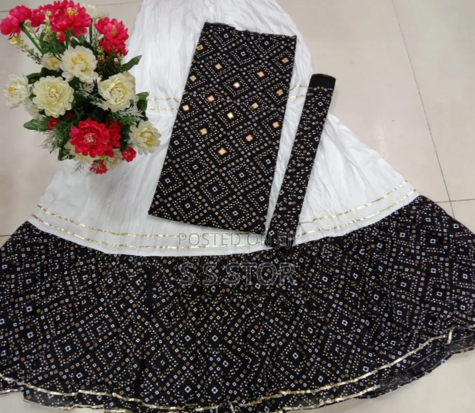 কামিজ + স্কার্ট (2 Pis) নতুন আপডেট