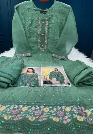 Pakistani White Gold Jorjet Three Peace