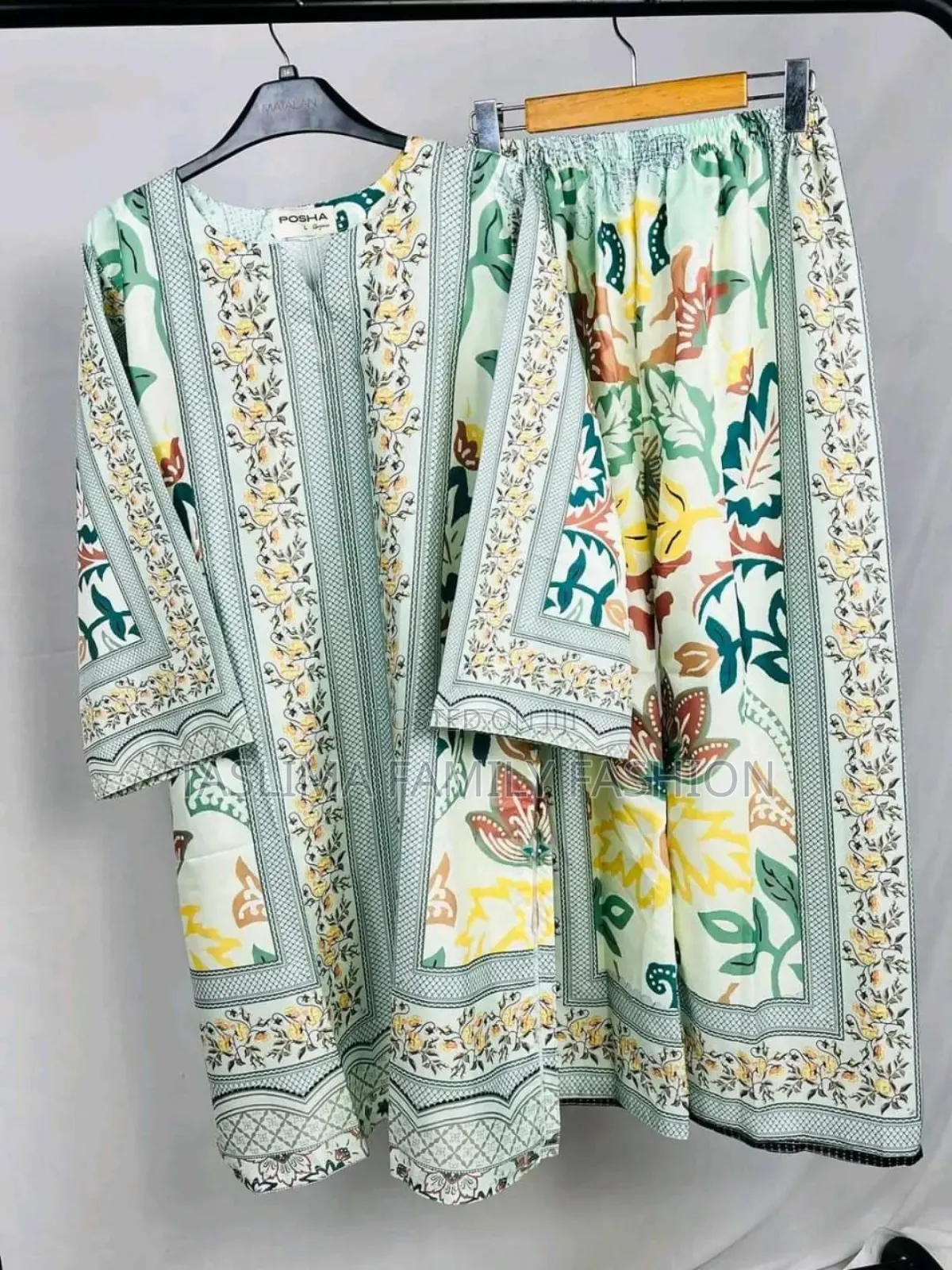 টু- পিসটু- পিসটু- পিস