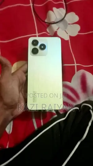 Photo - Realme Narzo N53 128 GB Gold