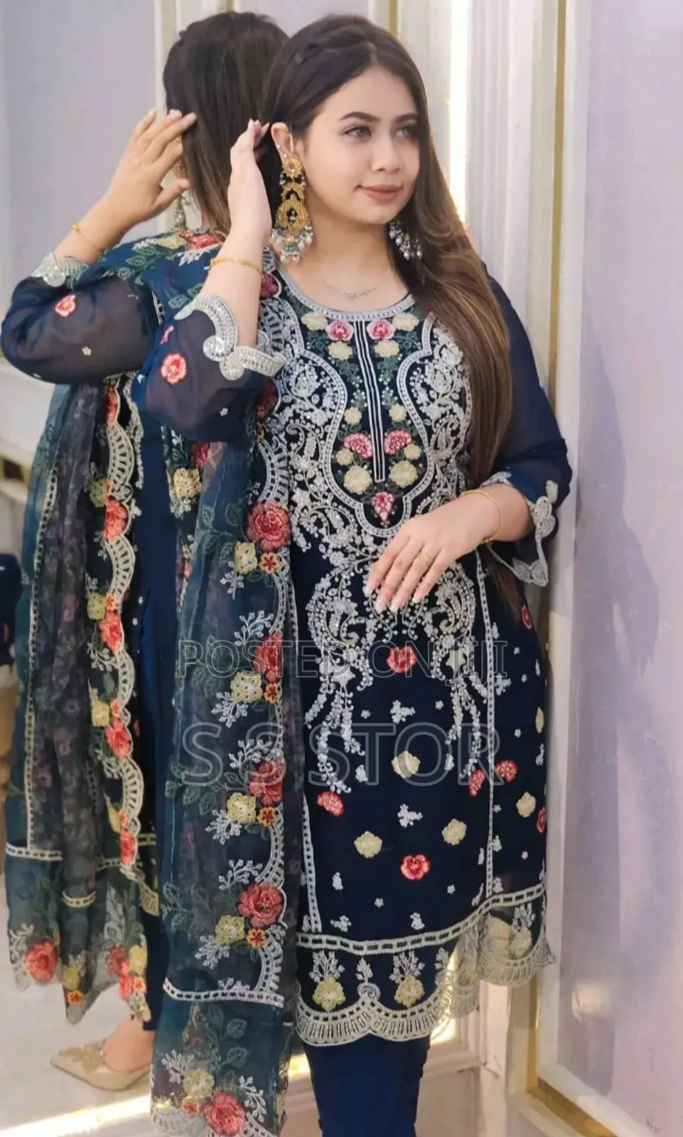 Pakistani Design 4-Piece Sada Bahar Tissue Set