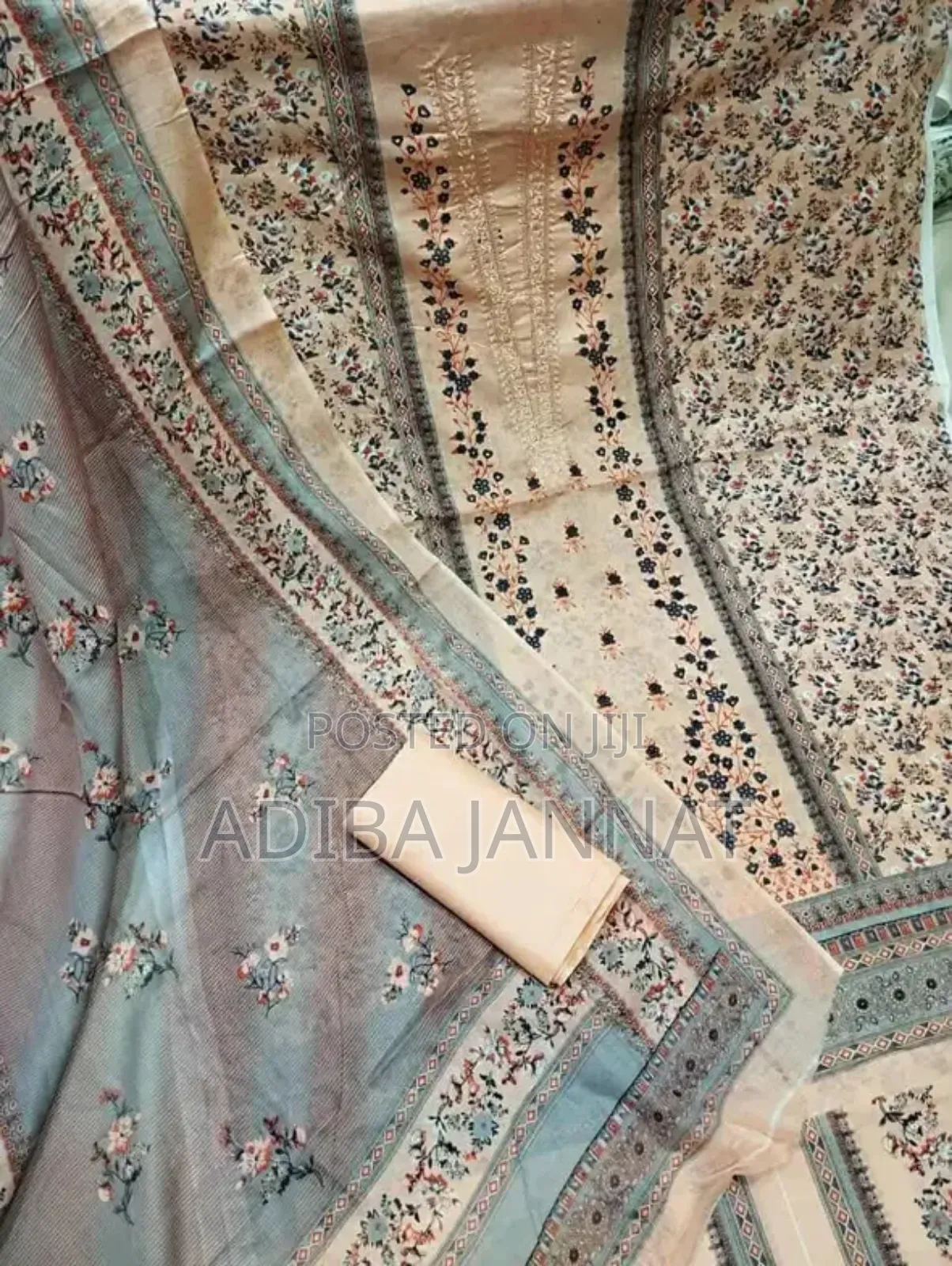 Beautiful Threee Pis 