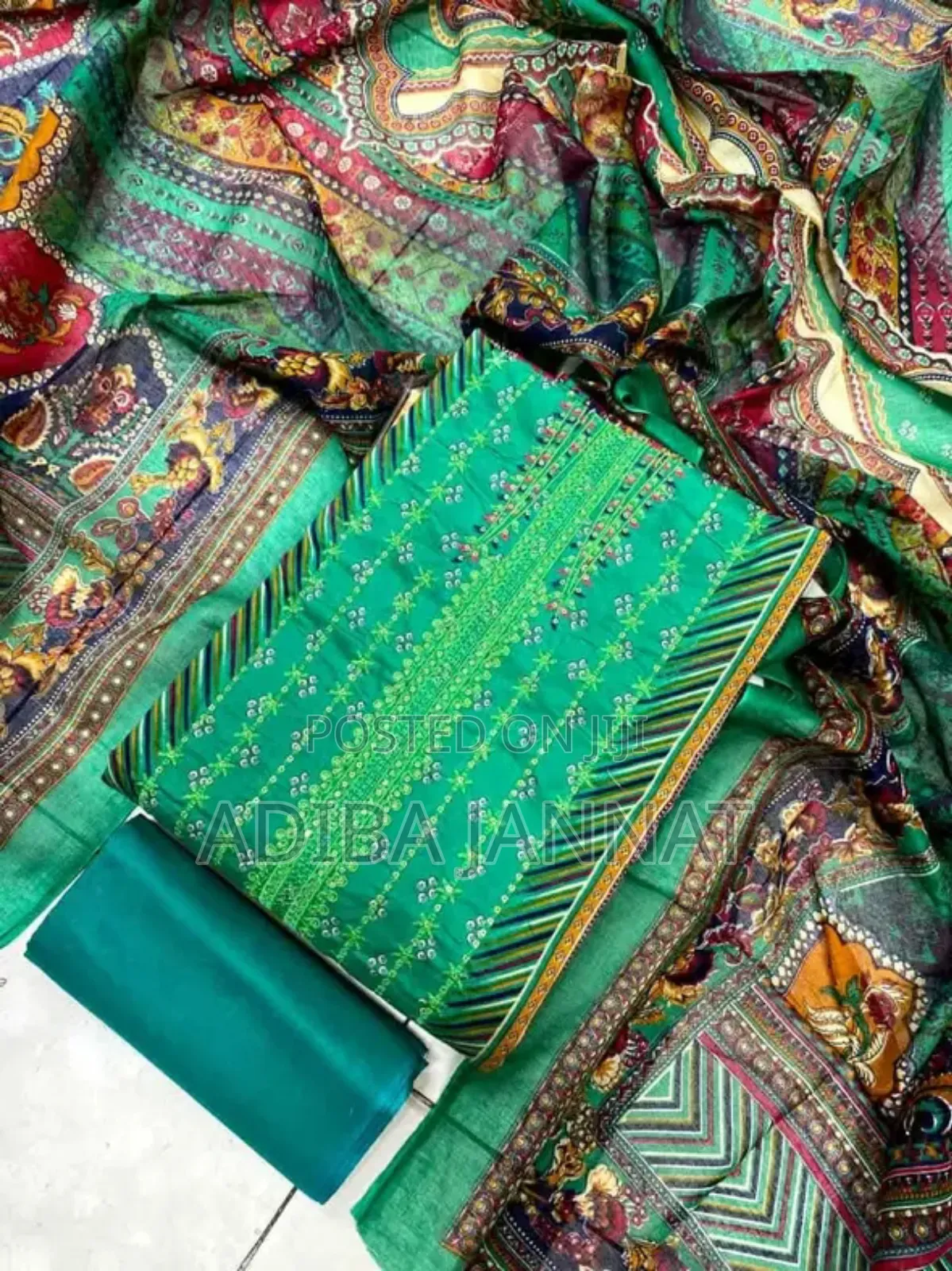 Beautiful Threee Pis 