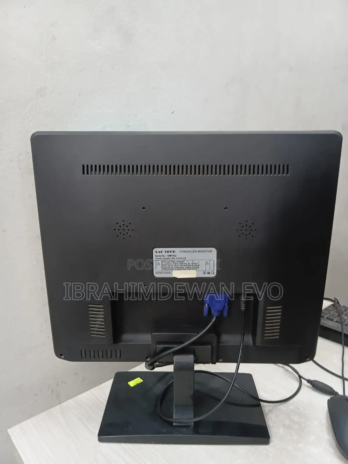 Gigasonic 17" Full Fresh Monitor ,Resolution (1280x1024)