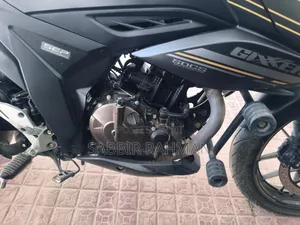 Photo - Suzuki Bike 2025 Black