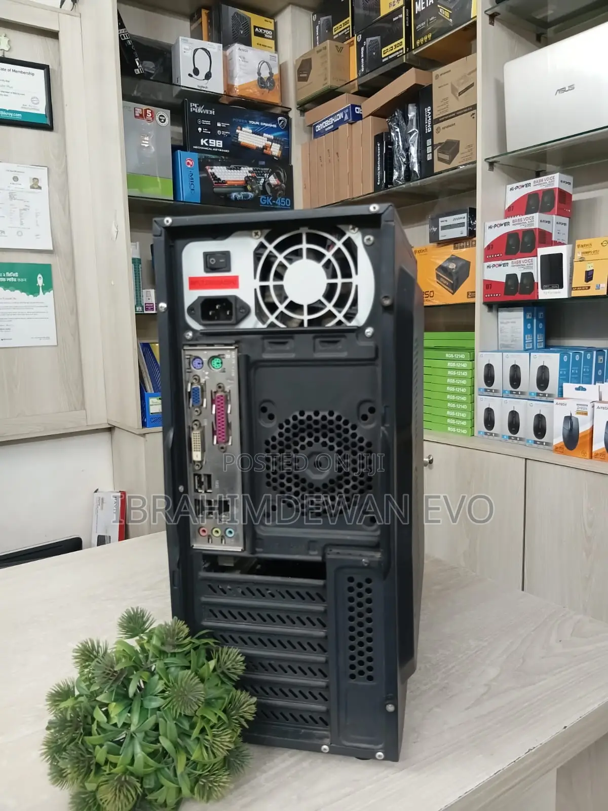 Desktop Pc Intel Core I3 3rd Gen 3.20ghz,Ddr- 3 4gb Ram , Ssd: 120gb