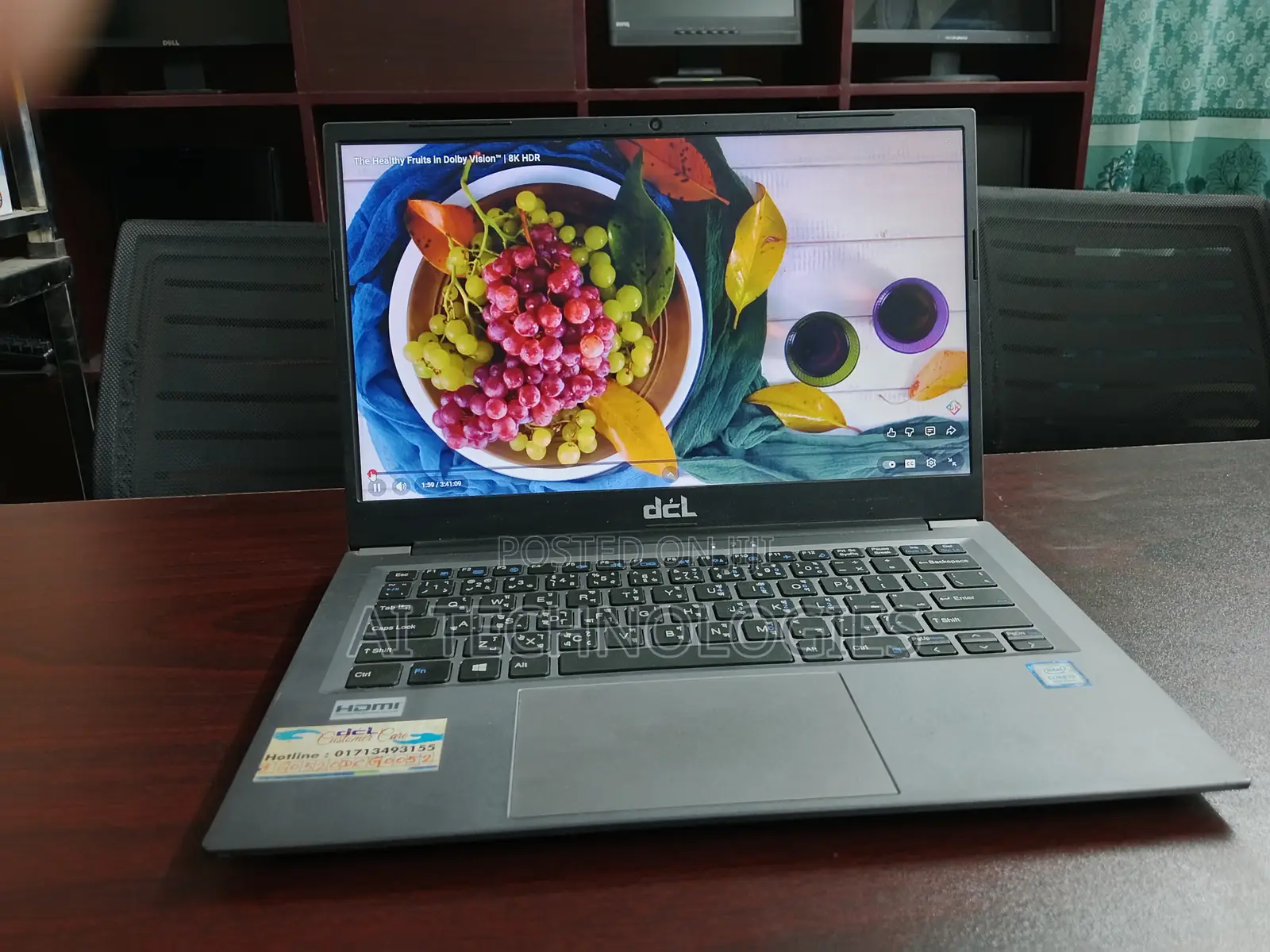 Laptop 8GB Intel SSD 256GB