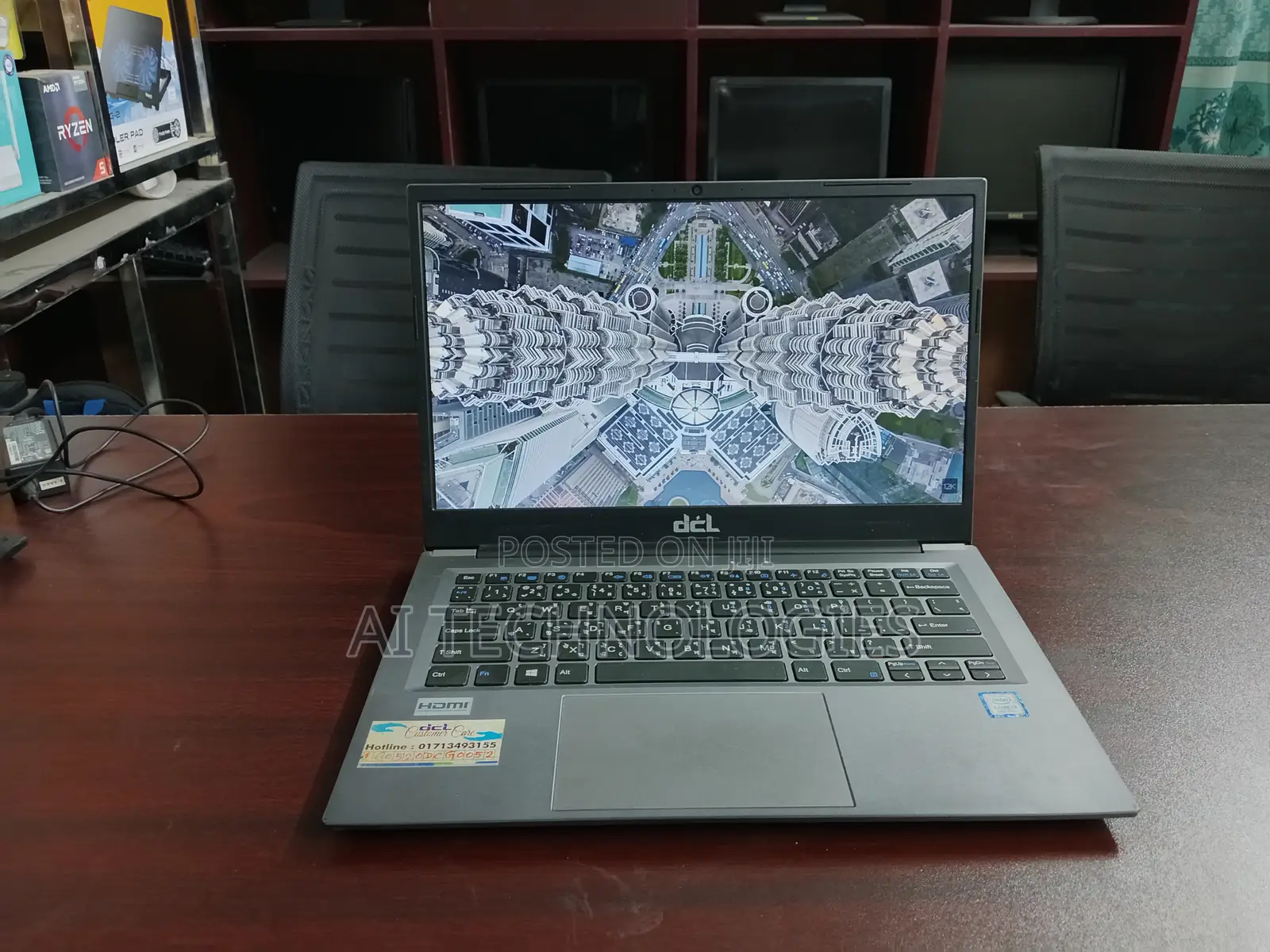 Laptop 8GB Intel SSD 256GB