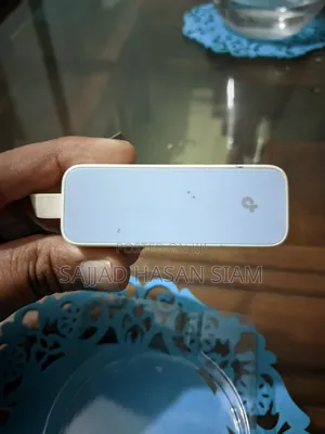 Photo - Tp-Link Ue200 Usb 2.0 to 100mbps Ethernet Network Adapter