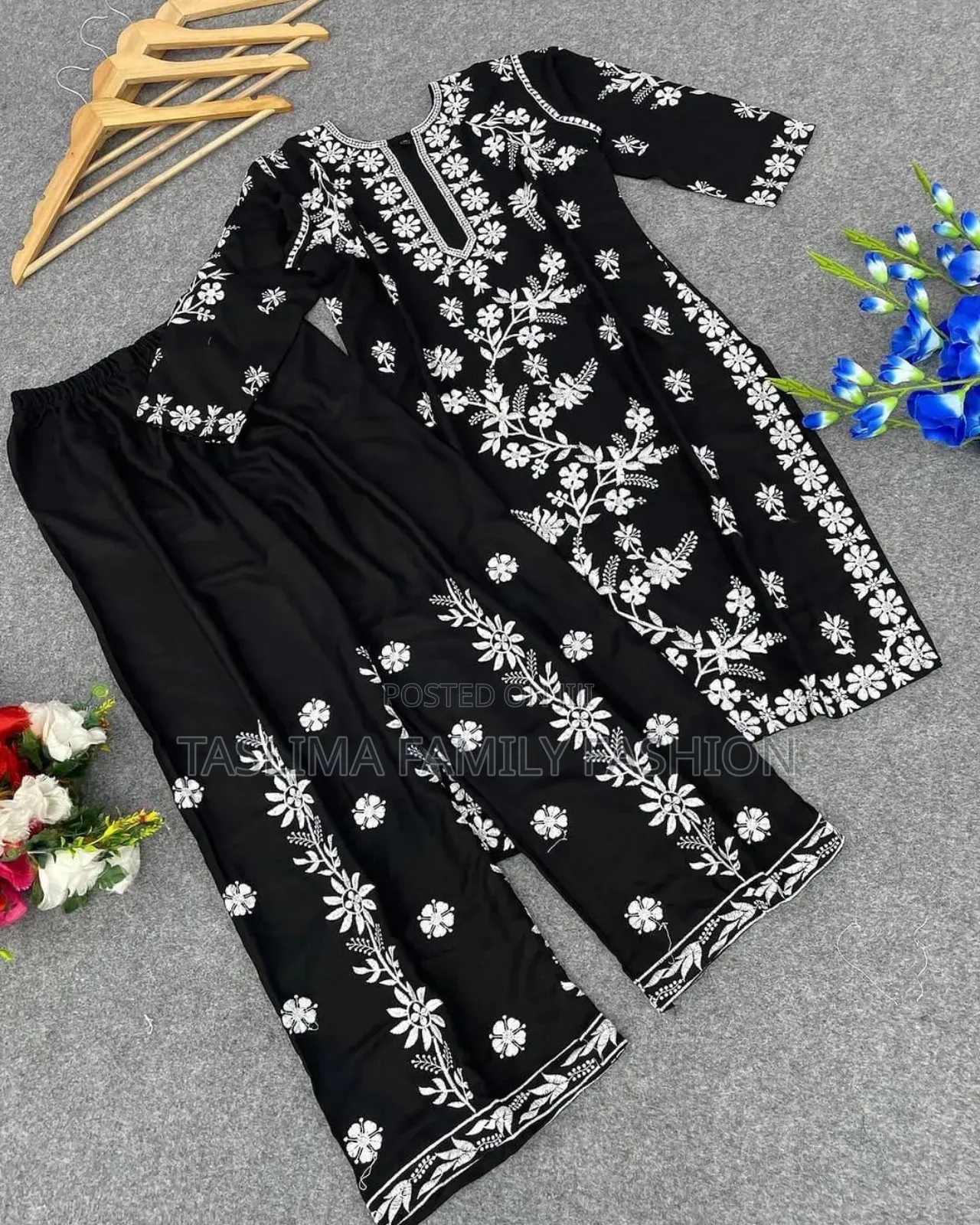 পাকিস্তানি ইন্সপায়ার্ড চিকেনকারি টু-পিস