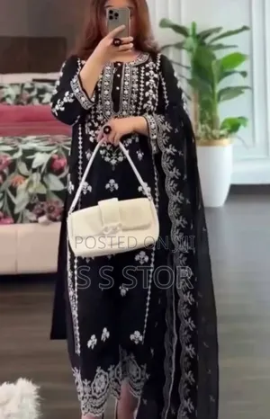 Embroidery Cotton Three Piece এমব্রয়ডারি কাজ করা নেকলেস