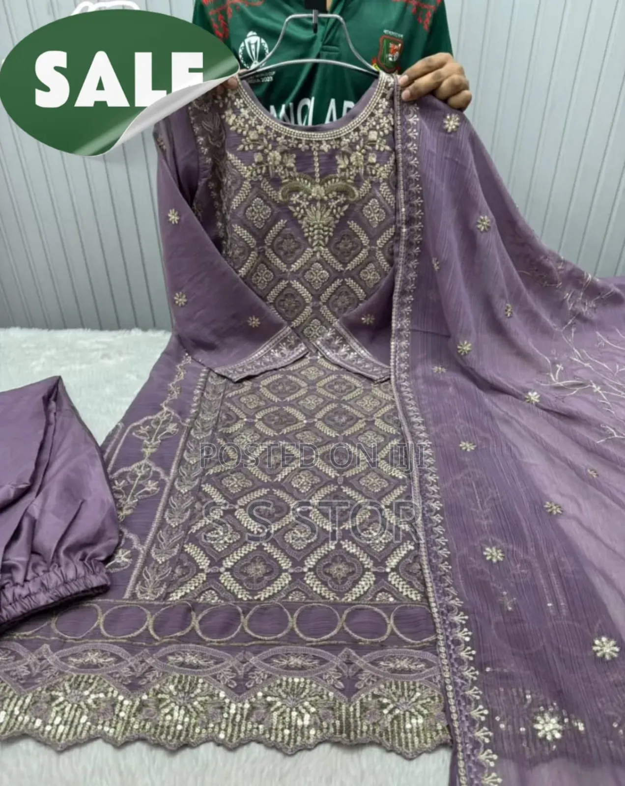 Radymade Three Piece গোল্ড চিনেন জর্জেট