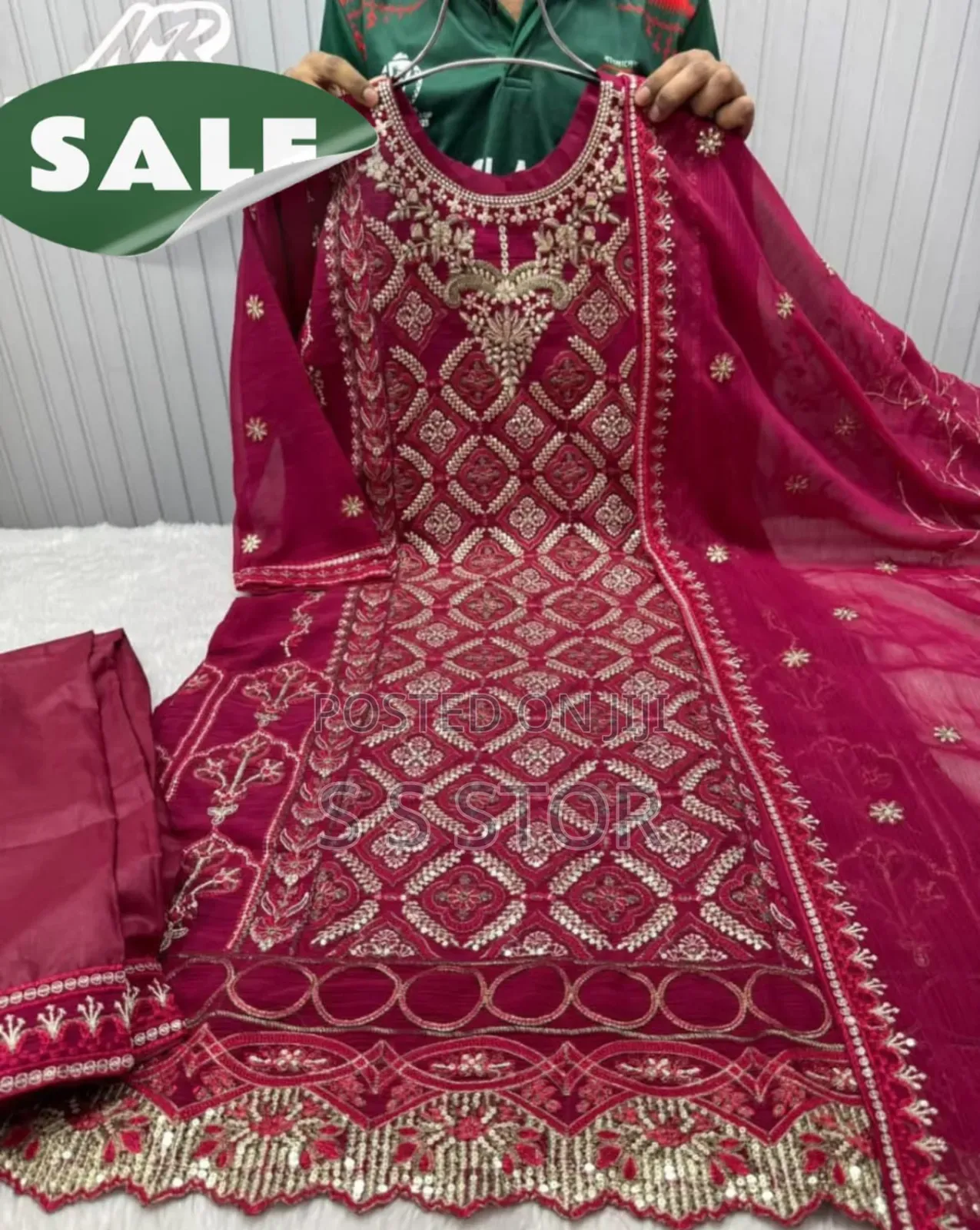 Radymade Three Piece গোল্ড চিনেন জর্জেট