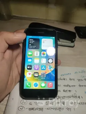 Photo - Apple iPhone 8 64 GB Black