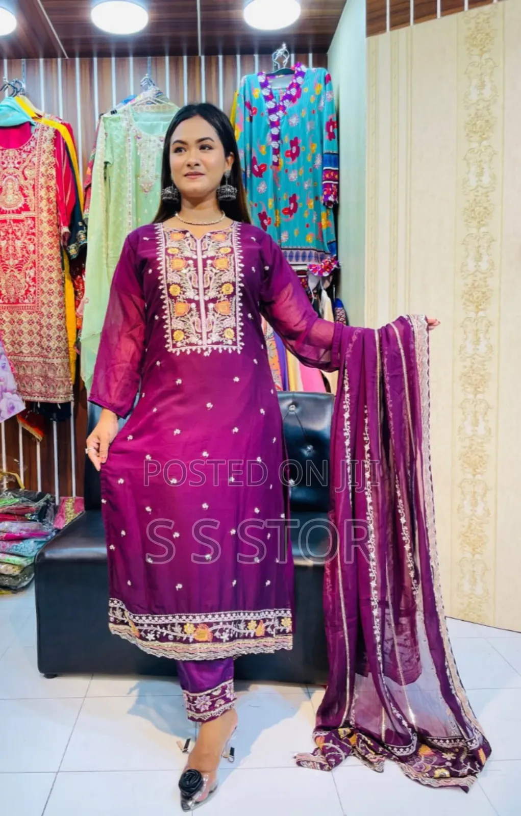 Georgettethree Piece এমব্রয়ডারি কাজ ১০০% কোয়ালিটি সম্পূর্ণ ড্রেস।