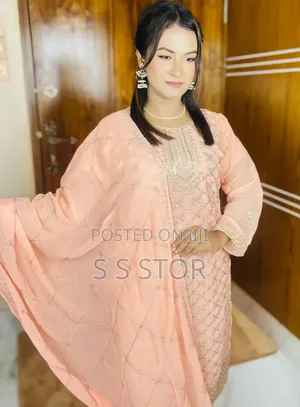 Georgettethree Piece এমব্রয়ডারি কাজ ১০০% কোয়ালিটি সম্পূর্ণ ড্রেস।