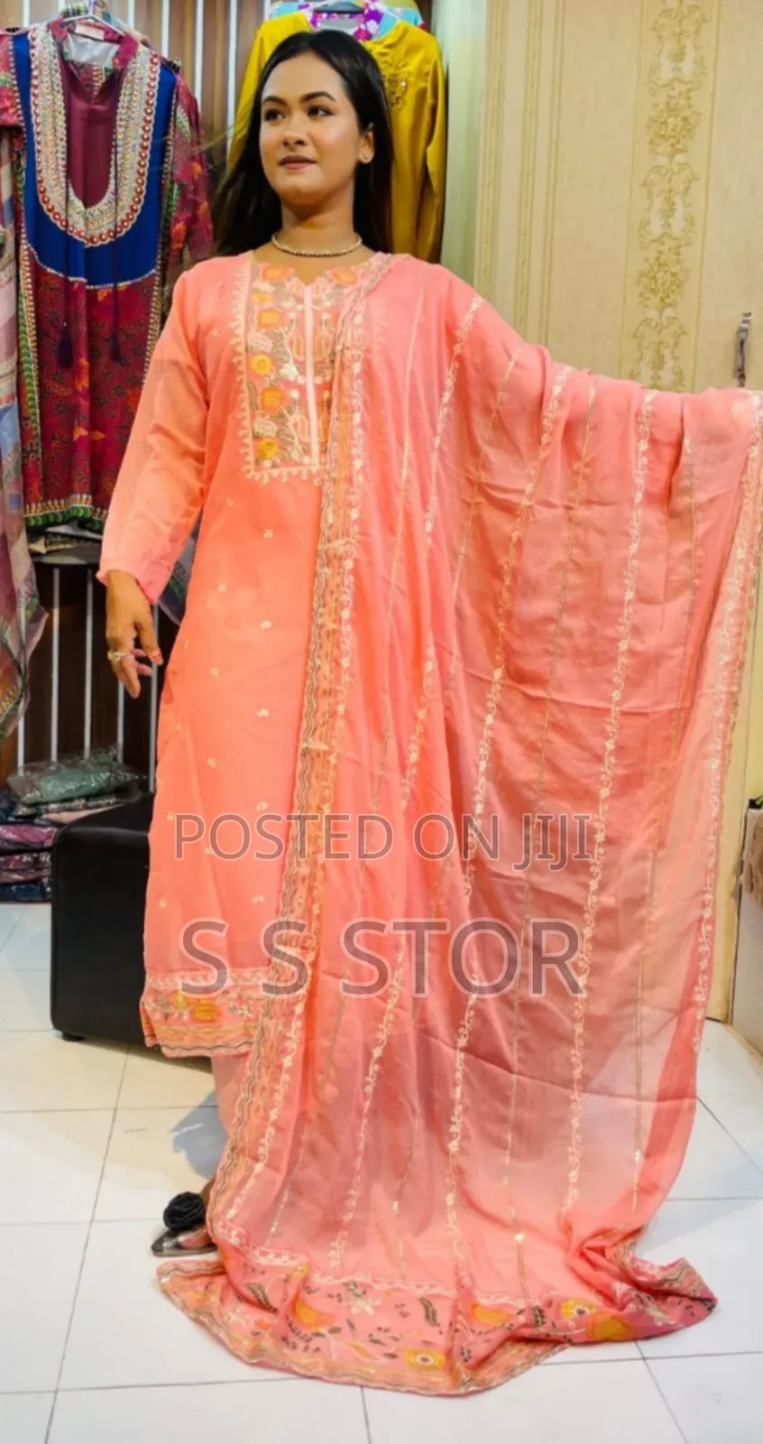 Georgettethree Piece এমব্রয়ডারি কাজ ১০০% কোয়ালিটি সম্পূর্ণ ড্রেস।