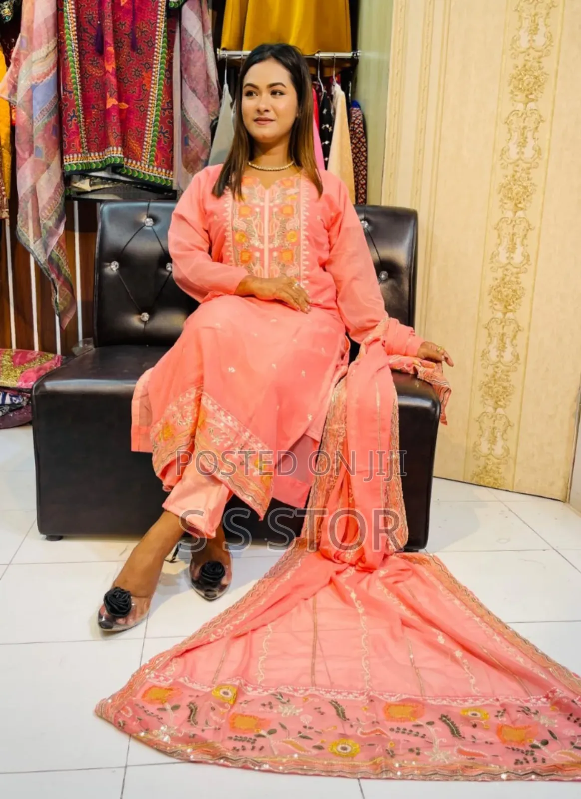 Georgettethree Piece এমব্রয়ডারি কাজ ১০০% কোয়ালিটি সম্পূর্ণ ড্রেস।