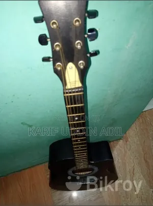Very Good Guiter and Like New