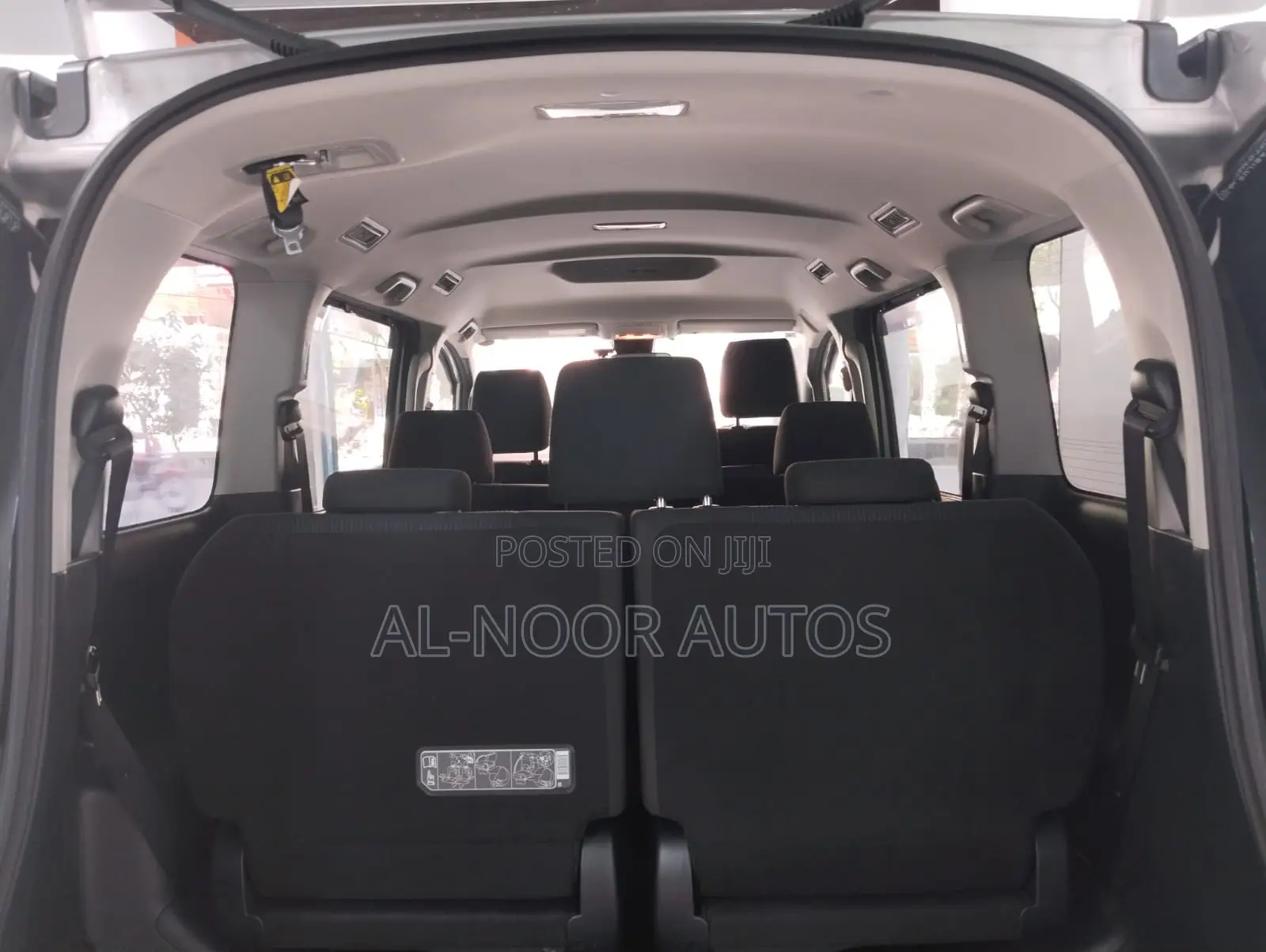 Toyota Noah 2020 Silver