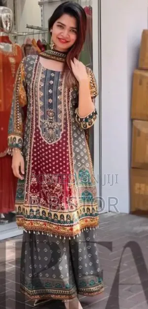 Photo - Digital Print 3pices Kamiz- Dubai Cerry