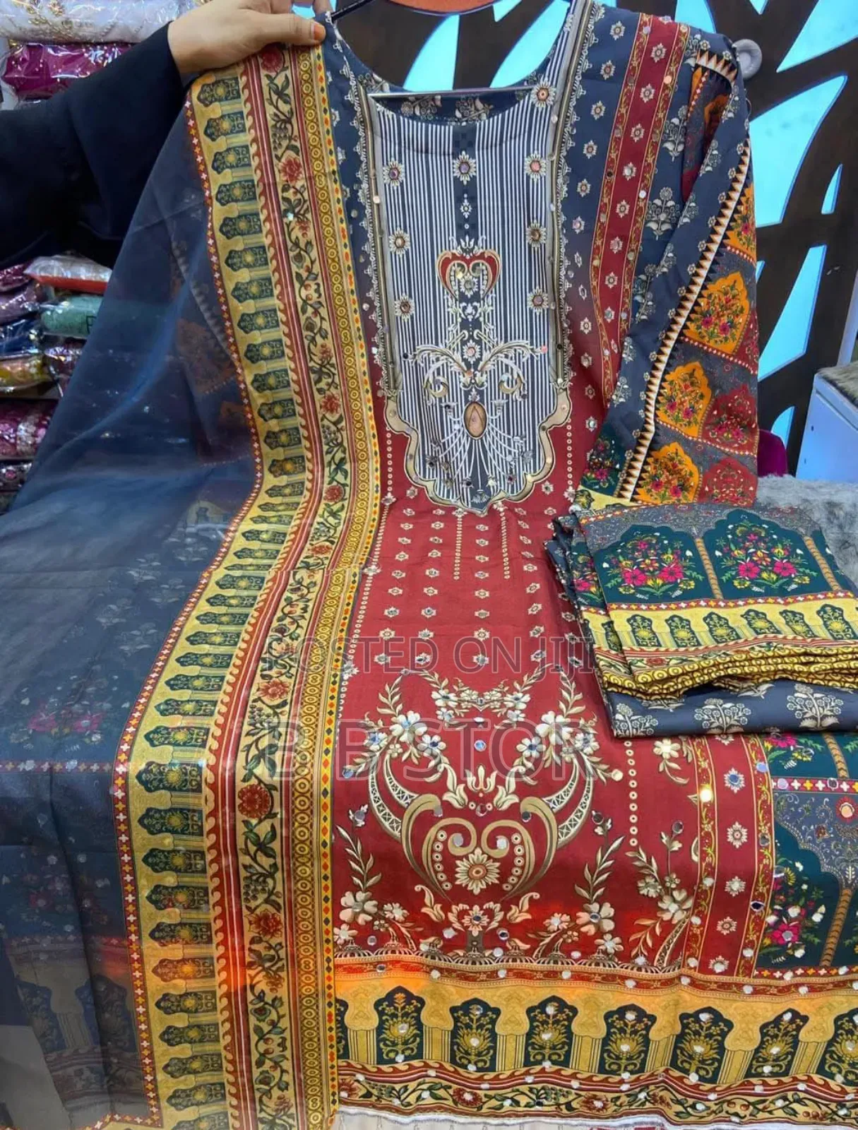 Digital Print 3pices Kamiz- Dubai Cerry