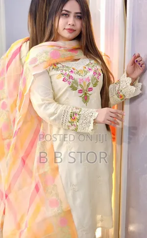 Radymade Three Piece এসি কটন কাপড়ের উপরে কম্পিউটার কাজ ।