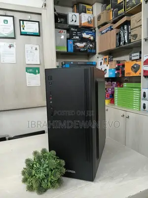 Photo - Desktop Pc Intel Core I5 8th Gen 2.80 Ghz,Ddr- 4 8gb Ram , Ssd: 128gb