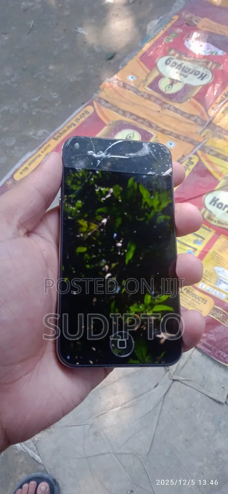 Apple iPhone 4s 16 GB Black