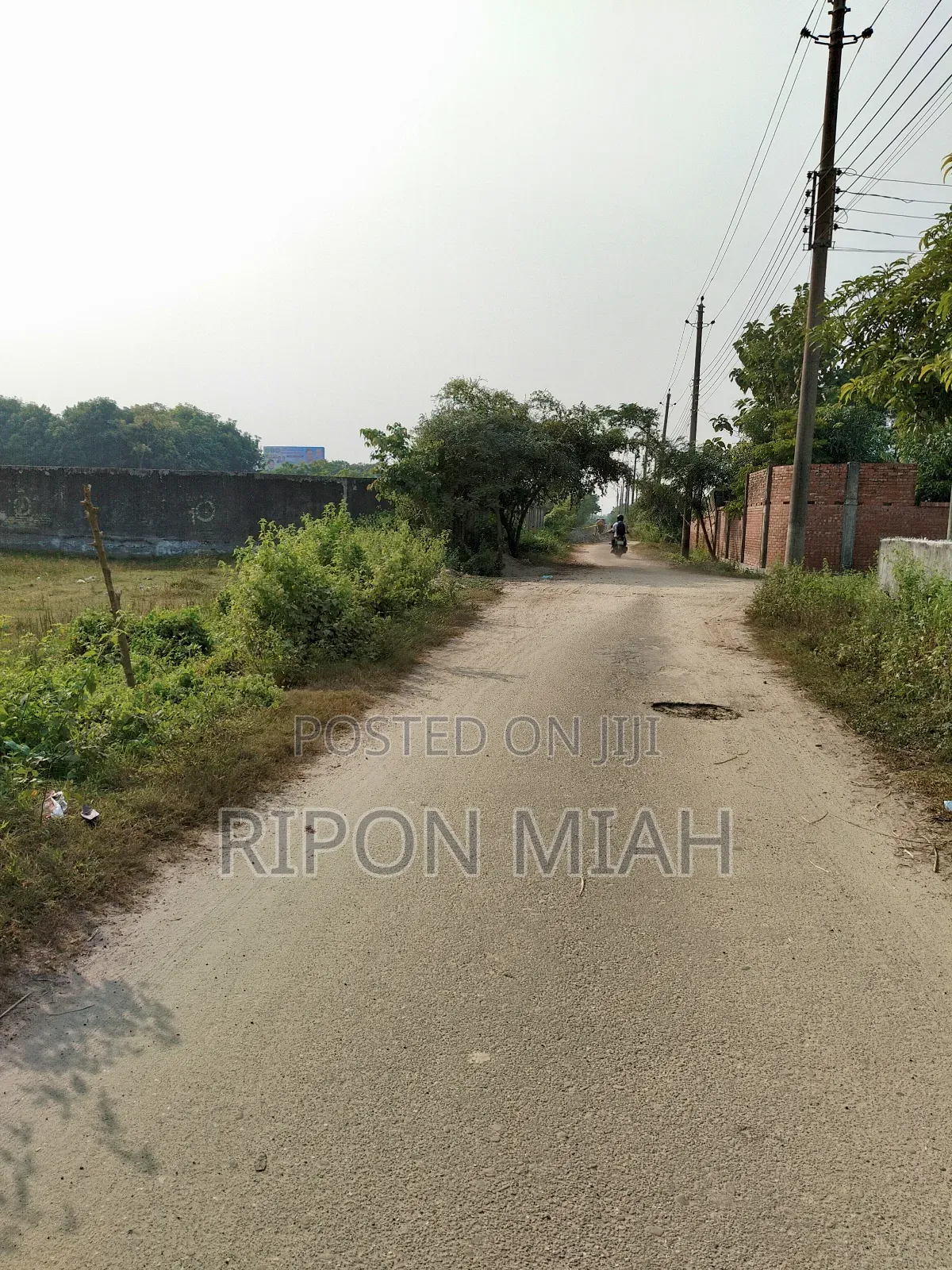 South-Facing 7.5 Katha Plot Close to Lake, Stadium 300 Ft Purbachal