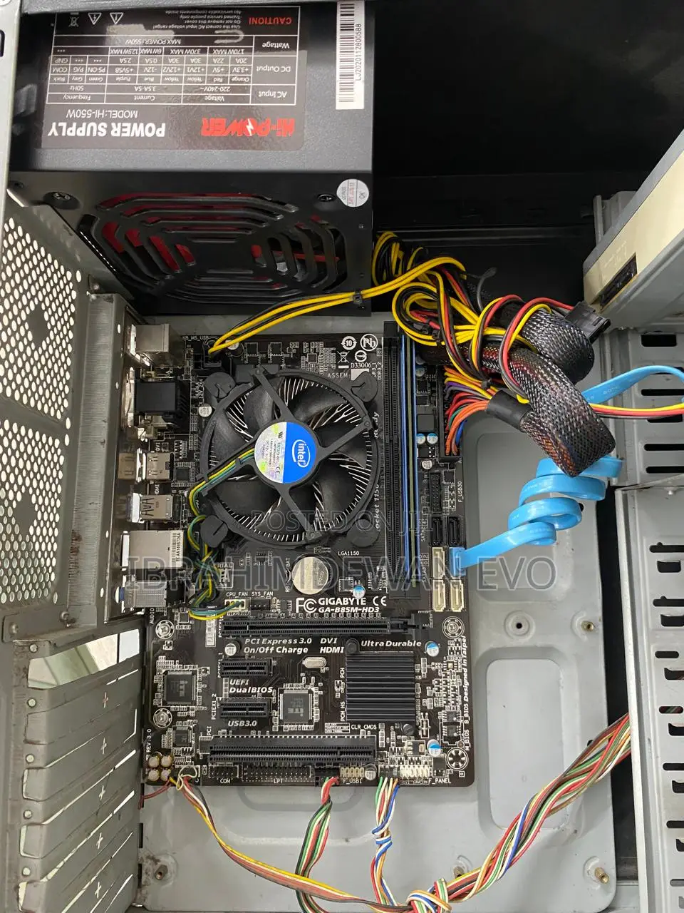 Desktop Computer Gigabyte GB-BSi5HAC-6300 4GB Intel Core I3 SSD 128GB