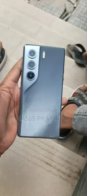 Photo - Tecno Camon 40 256 GB Black