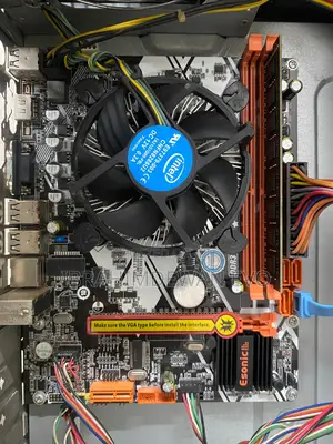 Desktop Computer Asus 4GB Intel Core I5 HDD 500GB