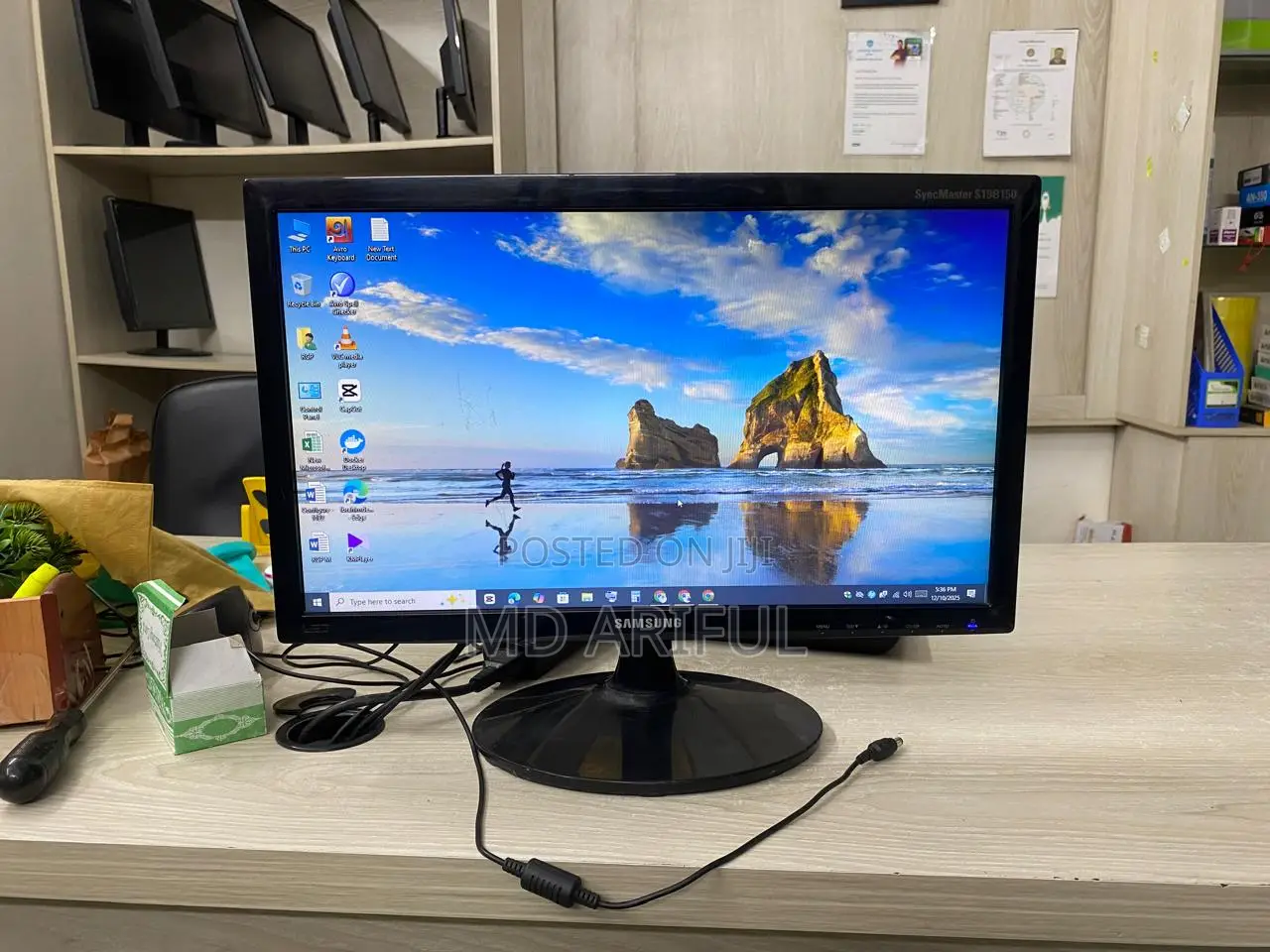Samsung 19"Slim Led Full Fresh Monitor ( Original Brand_fixed Price