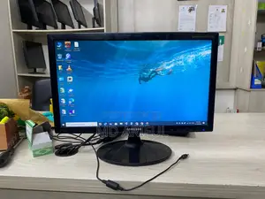 Samsung 19"Slim Led Full Fresh Monitor ( Original Brand_fixed Price
