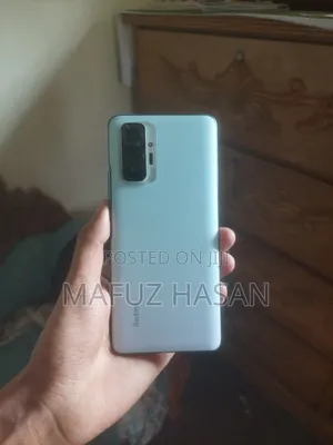 Photo - Xiaomi Redmi Note 10 Pro 128 GB Green