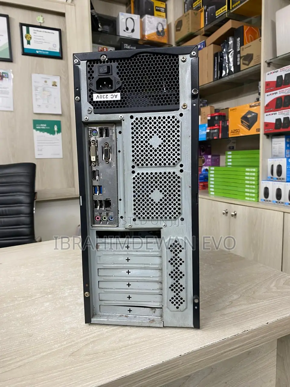 Desktop Pc Intel Core I3 4th Gen 3.40ghz,Ddr- 3 4gb Ram , Ssd: 128gb